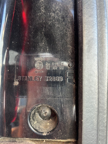 2016 Mitsubishi Outlander - Left Taillight PN: w2869