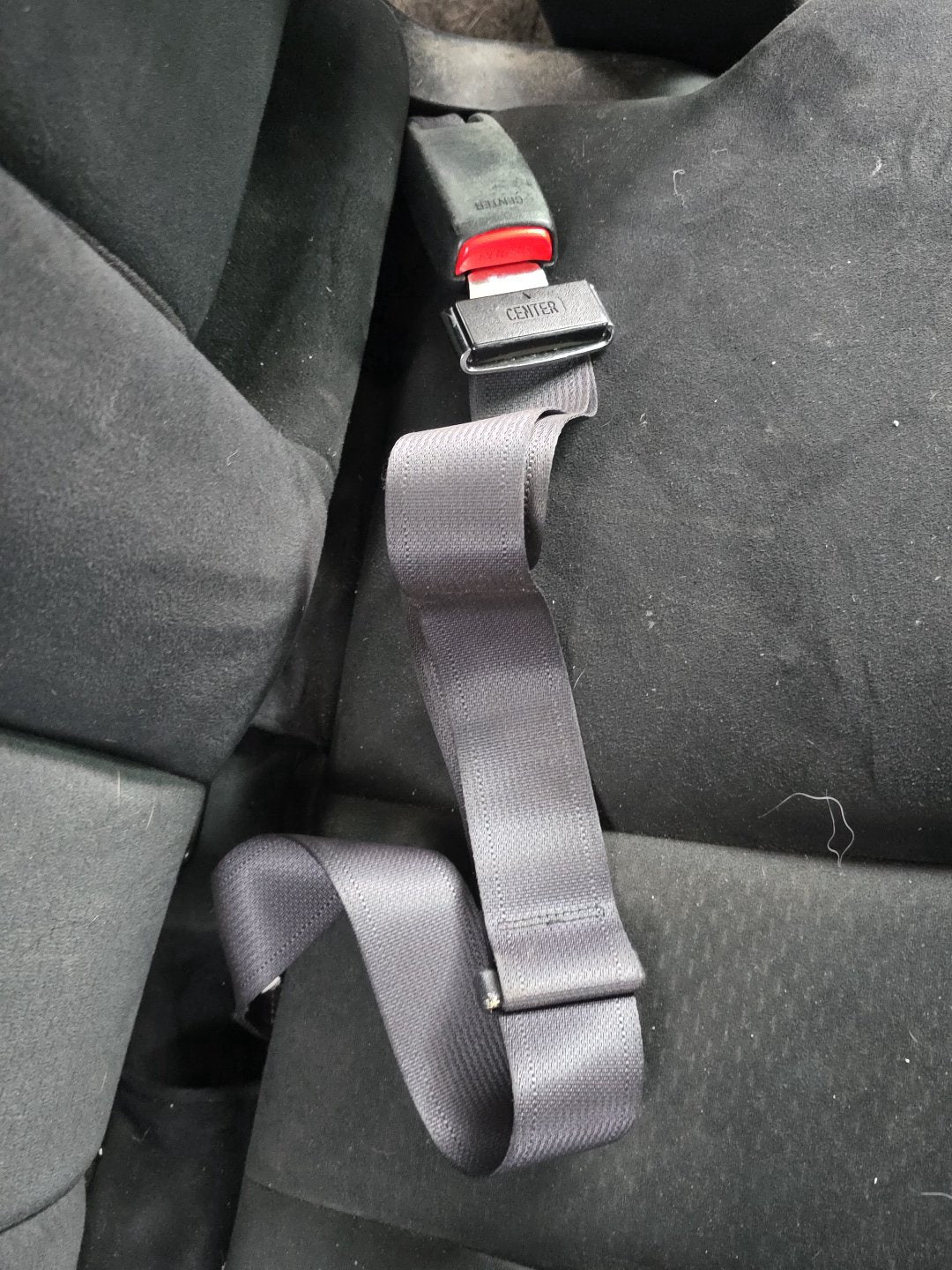 2007 Mitsubishi Delica CV5W - Centre Seat Belt PN: 6080328