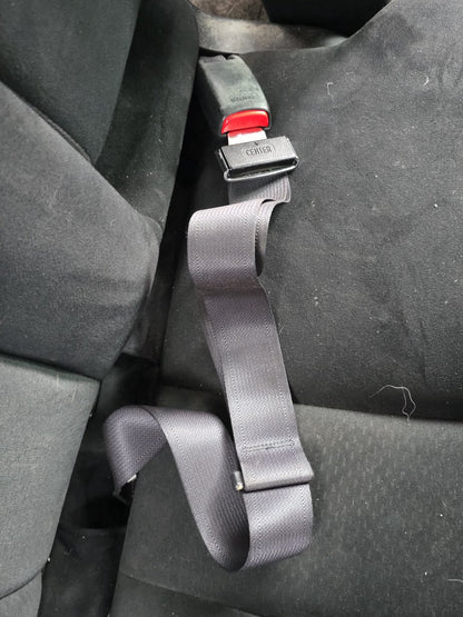 2007 Mitsubishi Delica CV5W - Centre Seat Belt PN: 6080328