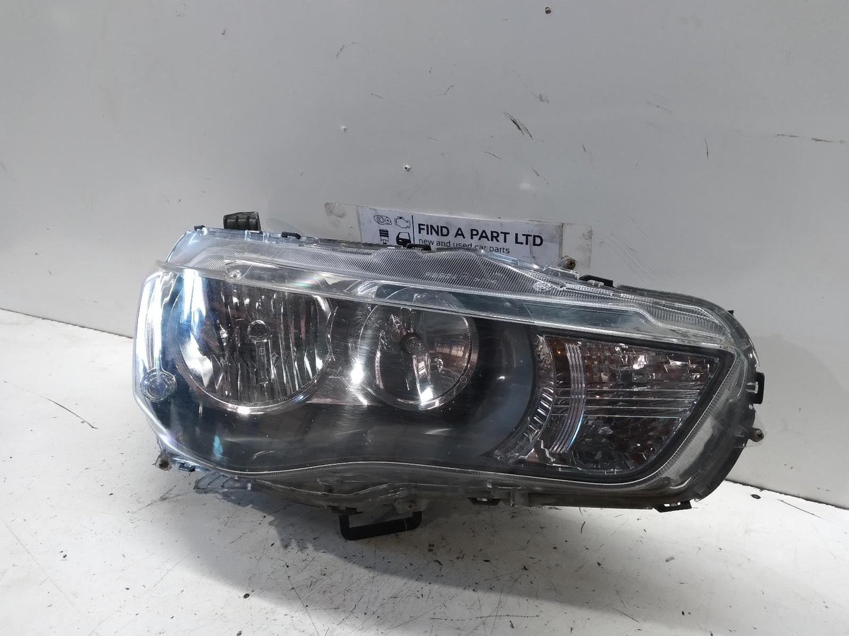 Sep 2009 to Oct 2012 - Mitsubishi Outlander ZH - Right Headlight - Halogen Type