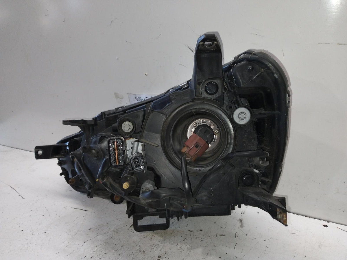 Sep 2009 to Oct 2012 - Mitsubishi Outlander ZH - Right Headlight - Halogen Type