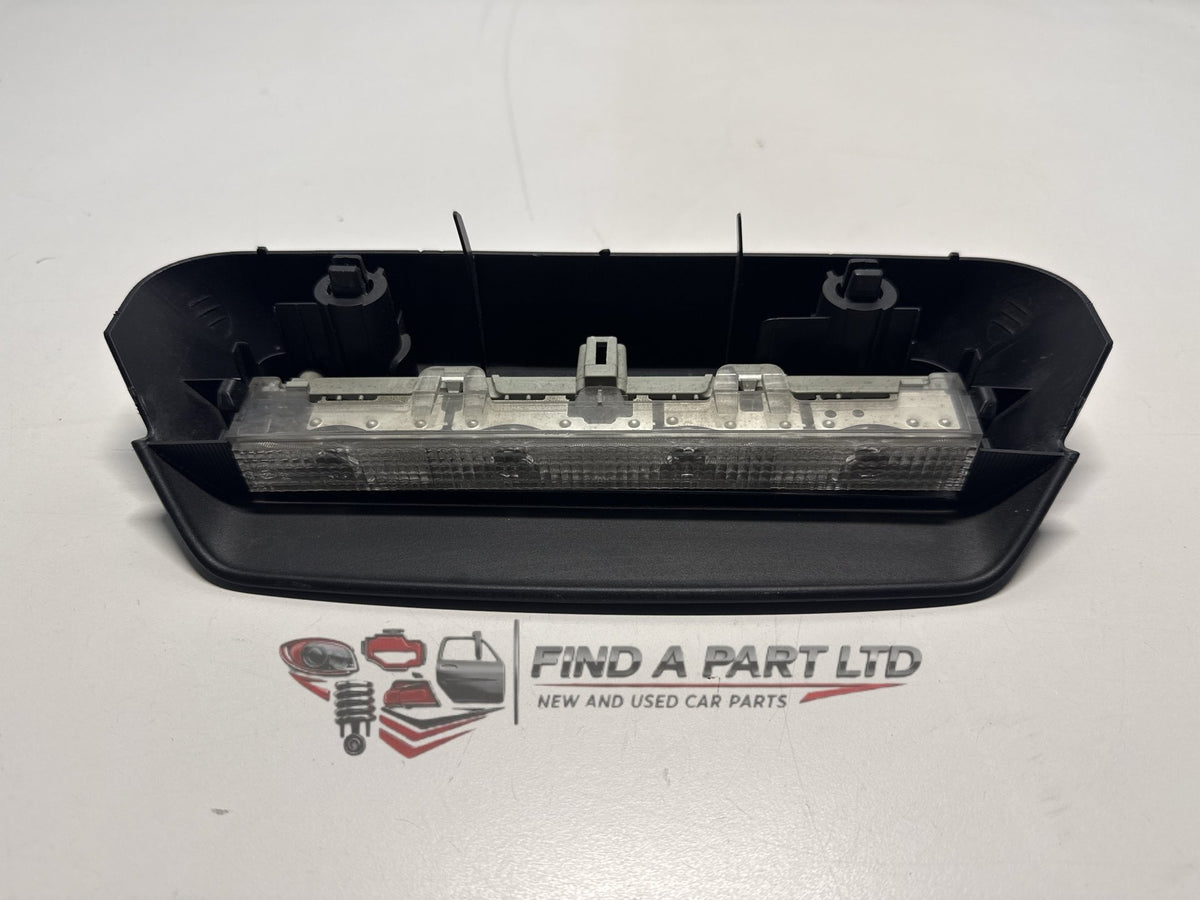 2008 Toyota Vitz P90 - High Level Stoplight PN: KOITO 288-78397