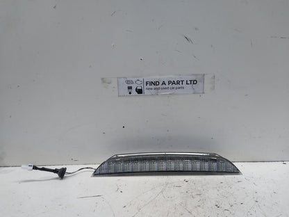 Sep 2009 to Oct 2012 - Mitsubishi Outlander ZH - High Level Stoplight