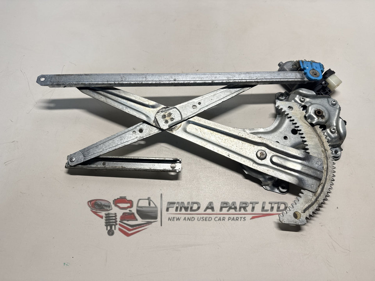 2016 Mitsubishi Outlander GF*W - Right Front Window Regulator/Motor PN: 062040-3350