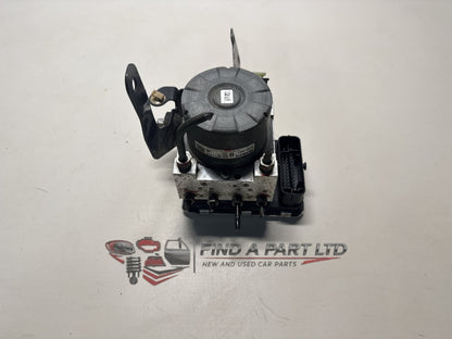 2016 Mitsubishi Outlander GF*W - ABS Pump/Modulator PN: 4670B374