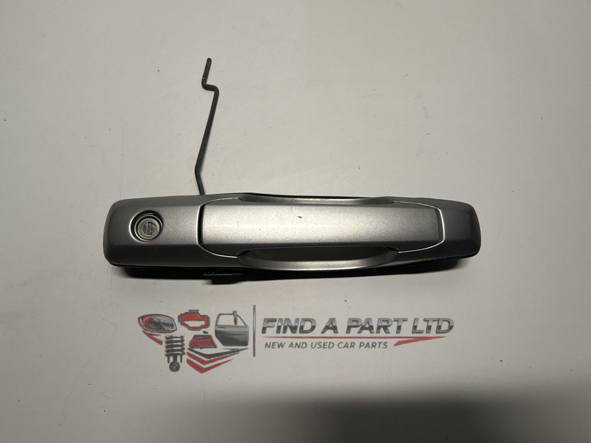 1999-2005 Nissan Serena C24 - Left Front Door Exterior Handle PN:
