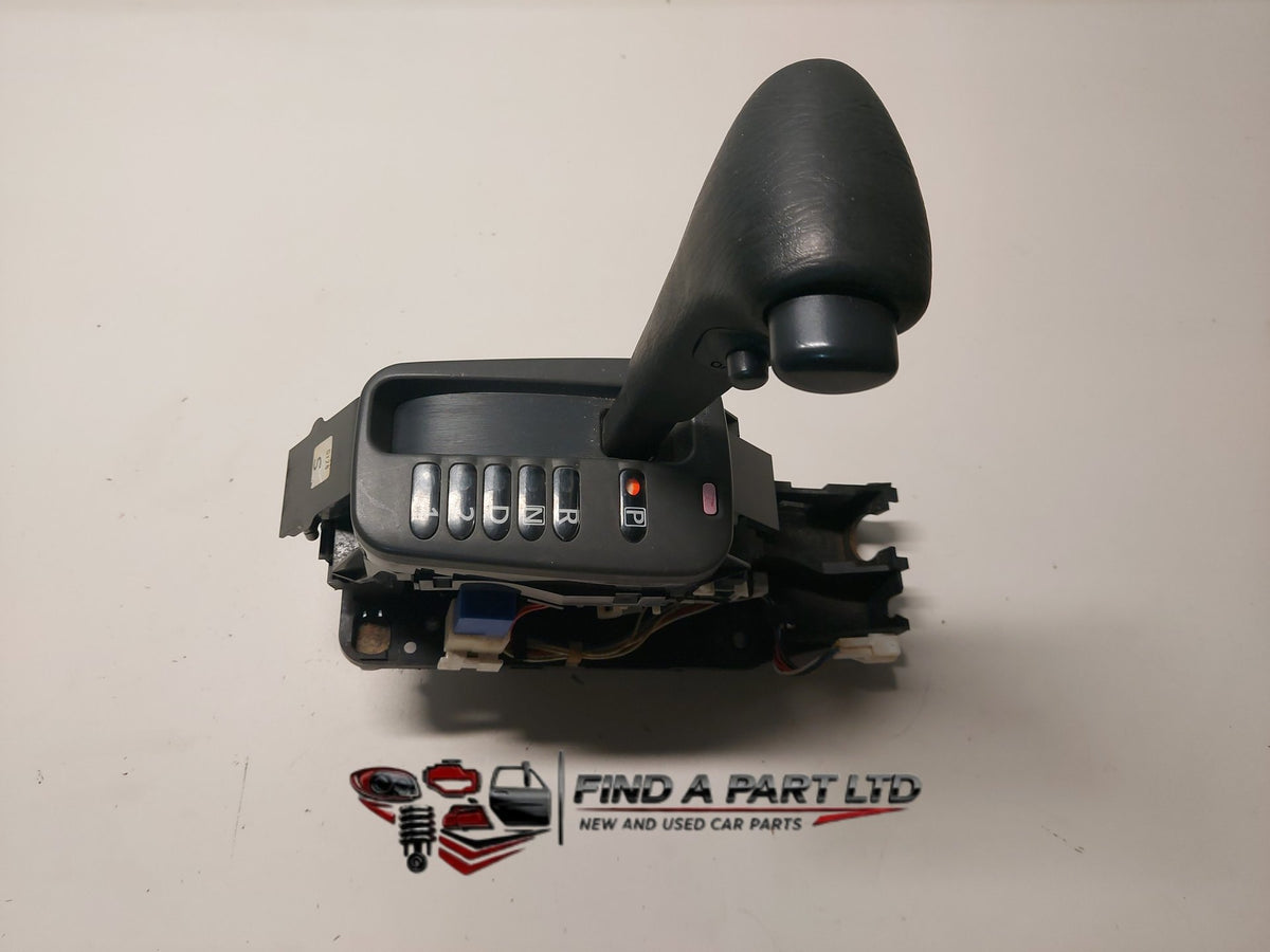 2001 Nissan Pulsar N16 JN1CFAN16A0007646 - Gear Stick/Shifter PN: