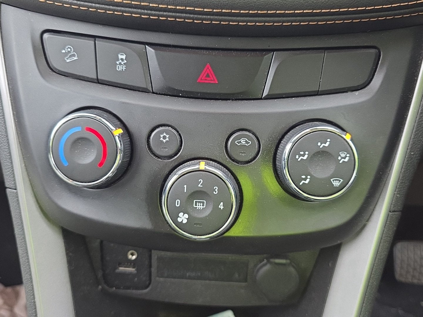 2017 Holden Trax TJ MY17 - Heater/AC Controls PN: