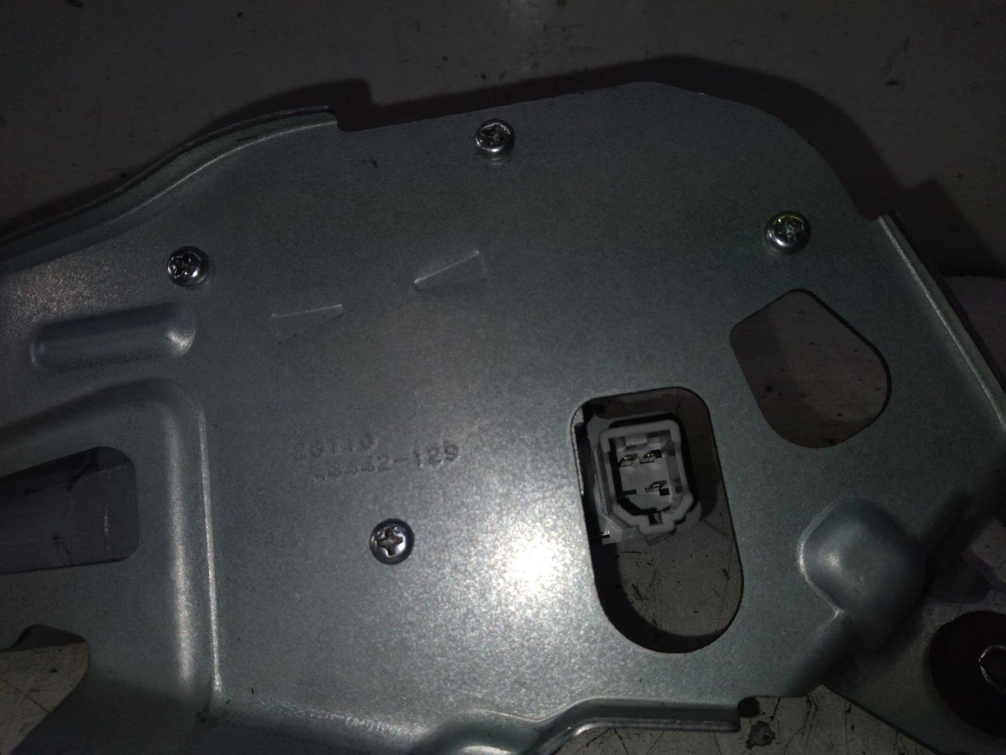2007-2013 Nissan X-Trail - Rear Wiper Motor PN: