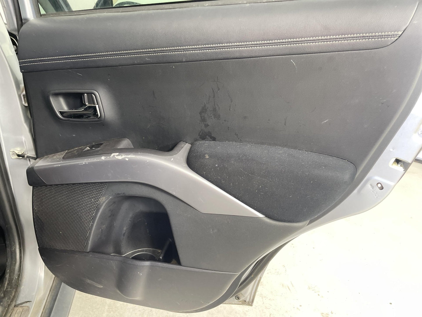 2006-2012 Mitsubishi Outlander CW5W