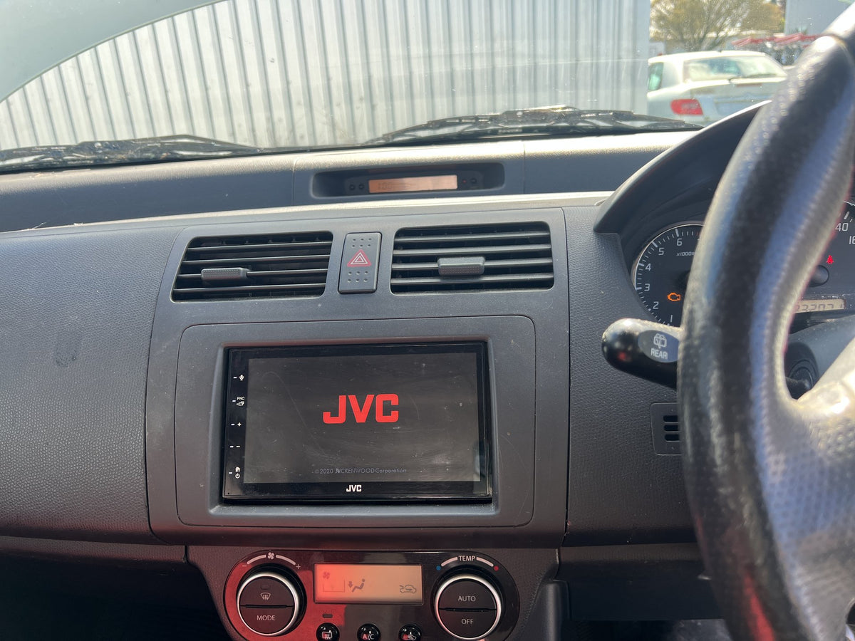2006 Suzuki Swift ZC31S - Stereo Head Unit PN: Aftermarket