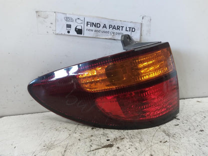 2000 to 2003 - Toyota Estima XR30 XR40 Imported - Left Taillight - Amber/Red, Lens# 28-140