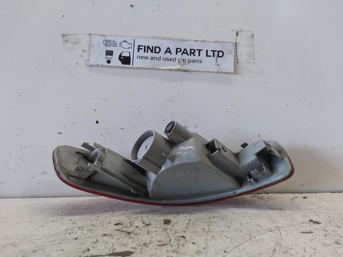 Nov 2006 to Oct 2012 - Mitsubishi Outlander ZG ZH - Right Rear Bumper Reflector