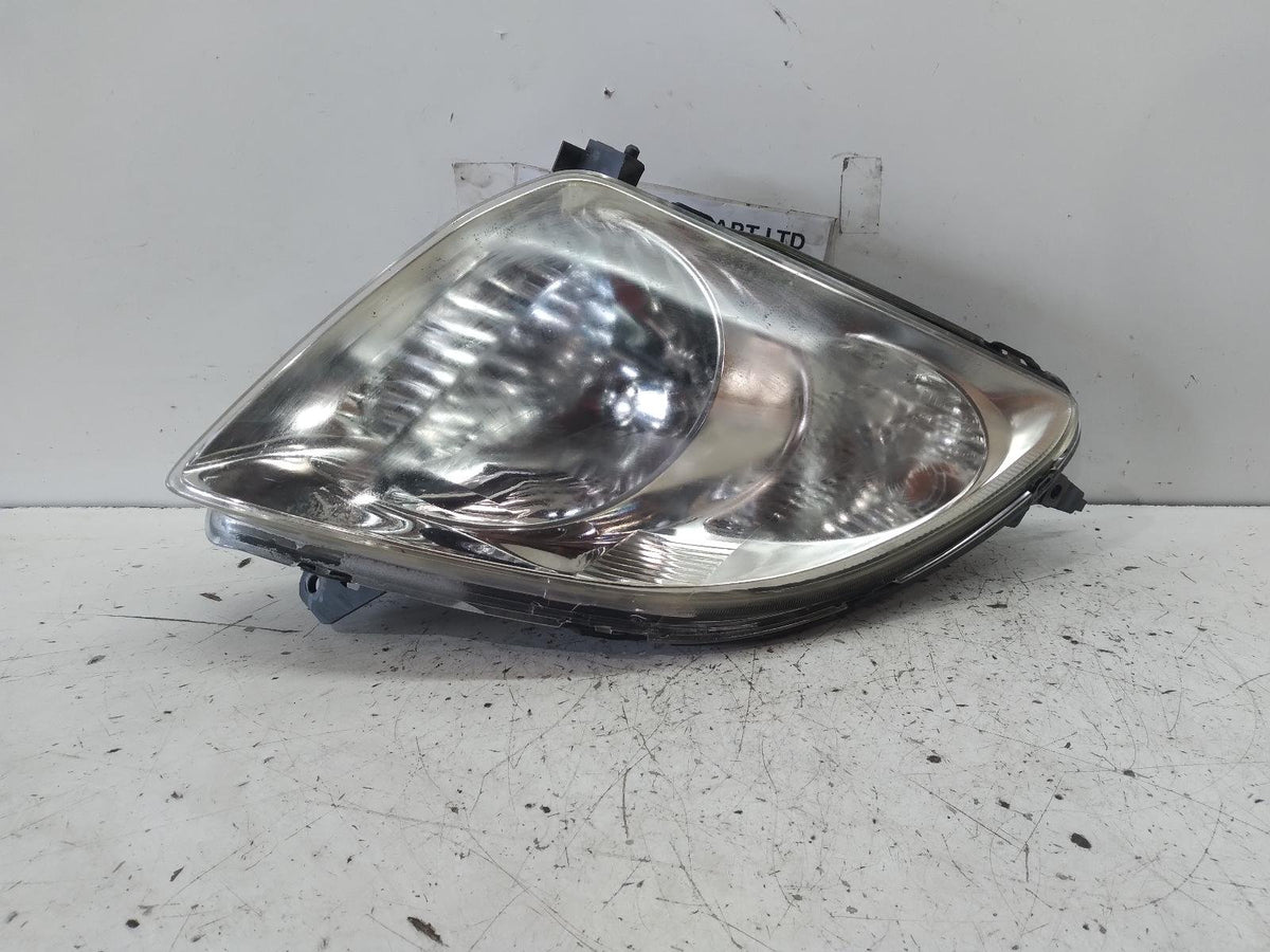 2008 Suzuki Swift - Right Headlight PN: