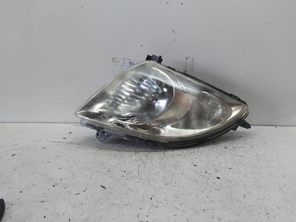 2008 Suzuki Swift - Right Headlight PN: