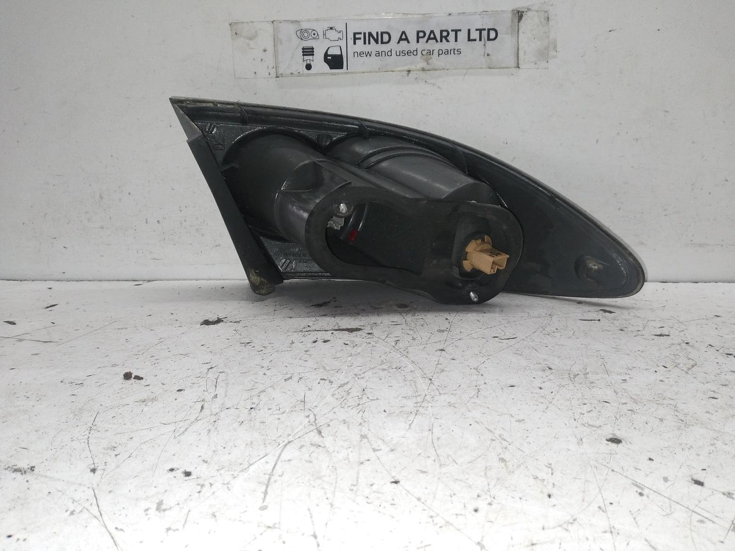 - Right Taillight PN: