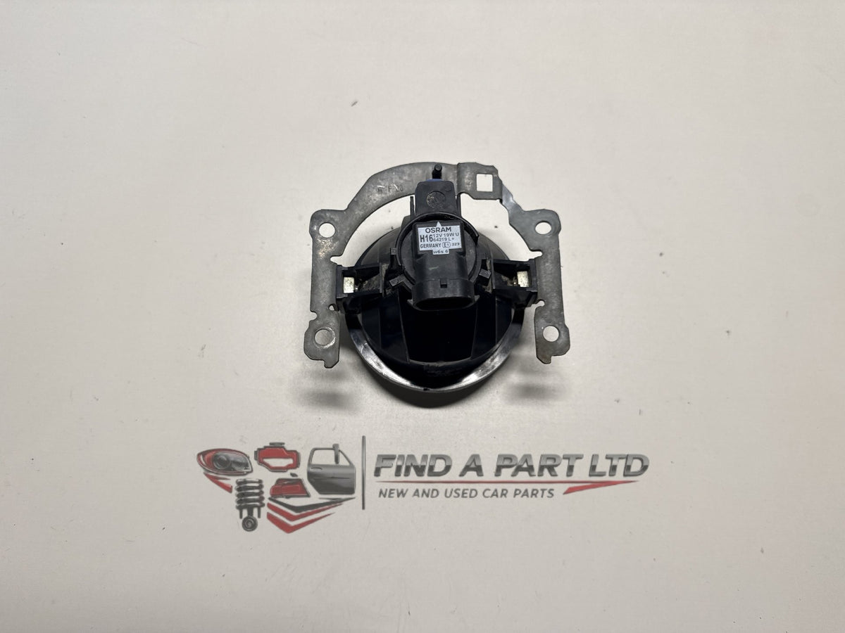 2010 Mitsubishi Outlander CW*W - Right Fog Light PN: A047436