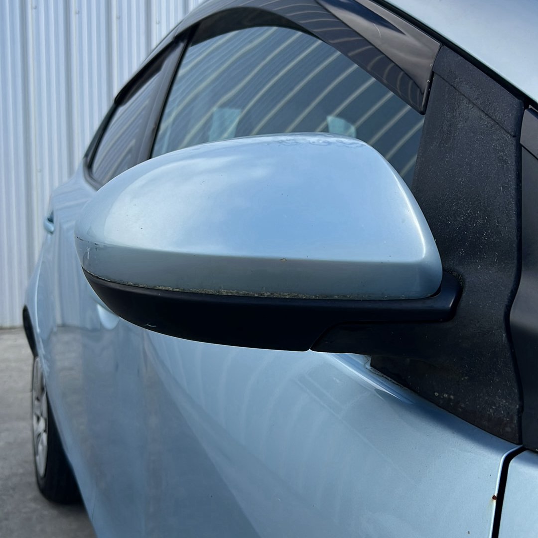 2007 Mazda Demio DE DE3FS - Right Door Mirror PN: 5 wire