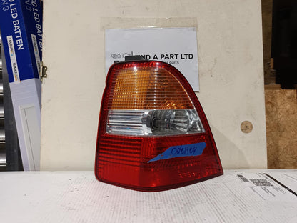 Apr 2000 to Jan 2002 - Honda Odyssey RA - Left Taillight - Orange Flasher Type