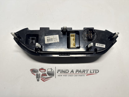2014 Kia Rio JB - Heater/AC Controls PN: 97250-1W930