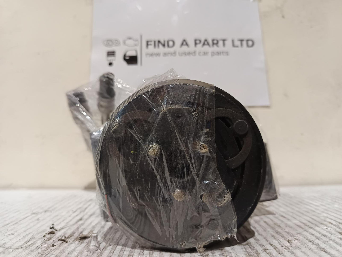 Sep 2004 to Jan 2013- Nissan Tiida C11 1.8L Engine Code MR18- A/C Compressor