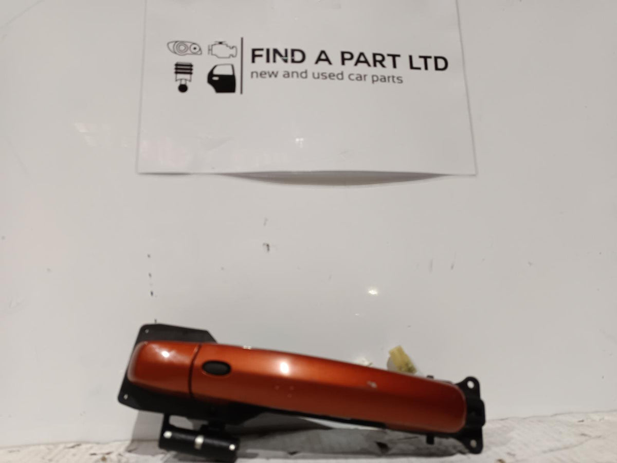 Jan 2007 to Jan 2014- Suzuki SX4- Left Front Door Exterior Handle- Sensor Type