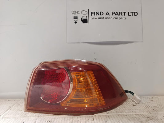 Jul 2007 to Jul 2009 - Mitsubishi Lancer CJ Sedan - Right Taillight - Red Insert Type