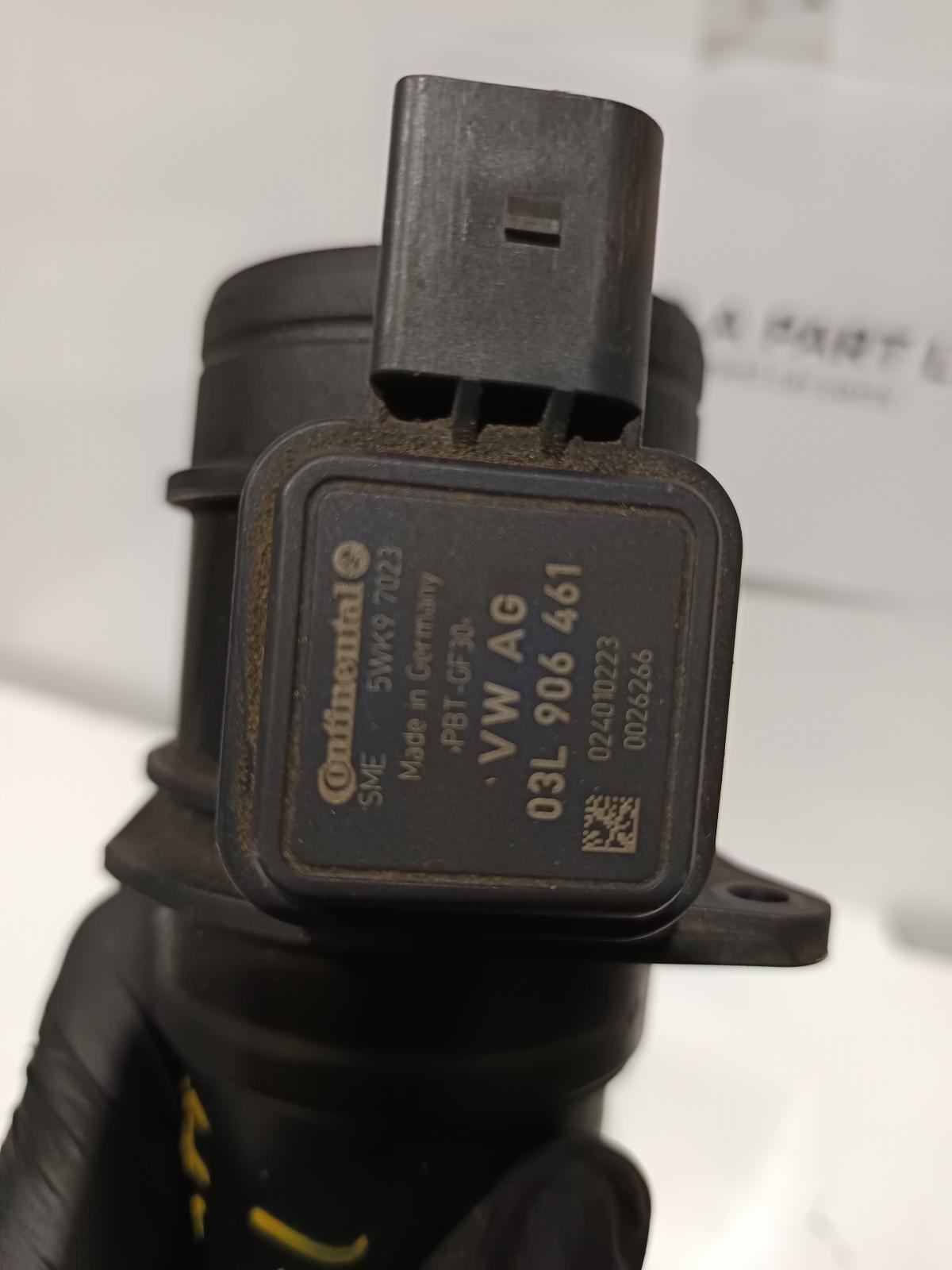 Oct 2008 to Mar 2013- VW Golf Gen 6 Diesel 2.0L- Air Flow Meter