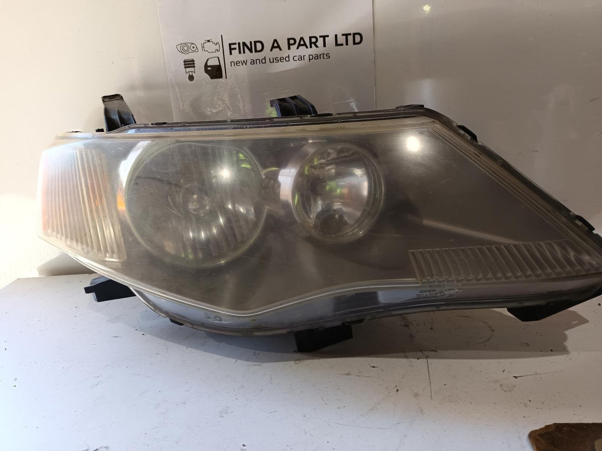 Nov 2006 to Oct 2007 - Mitsubishi Outlander ZG - Right Headlight - Xenon Type