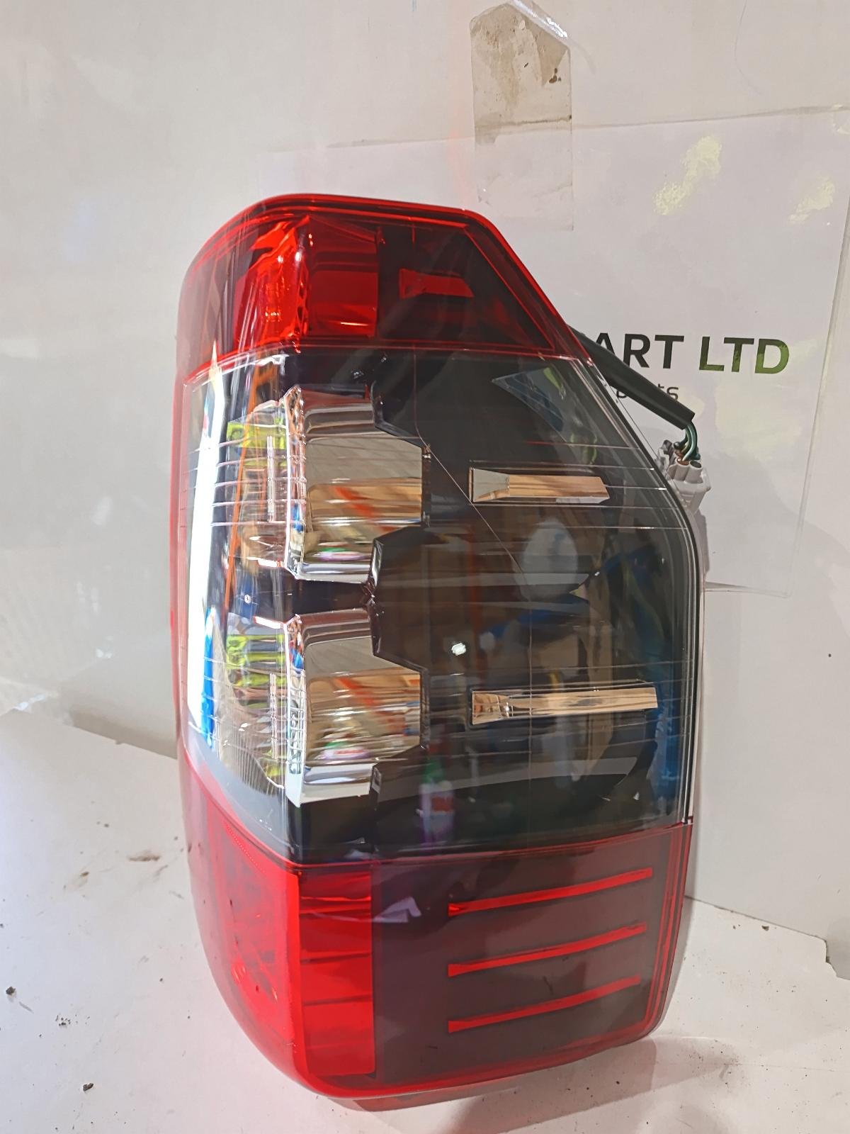 Nov 2018 to Oct 2023 - Mitsubishi Triton MR Utility - Left Taillight - Body Mounted, Led, W/ Led Strip Type