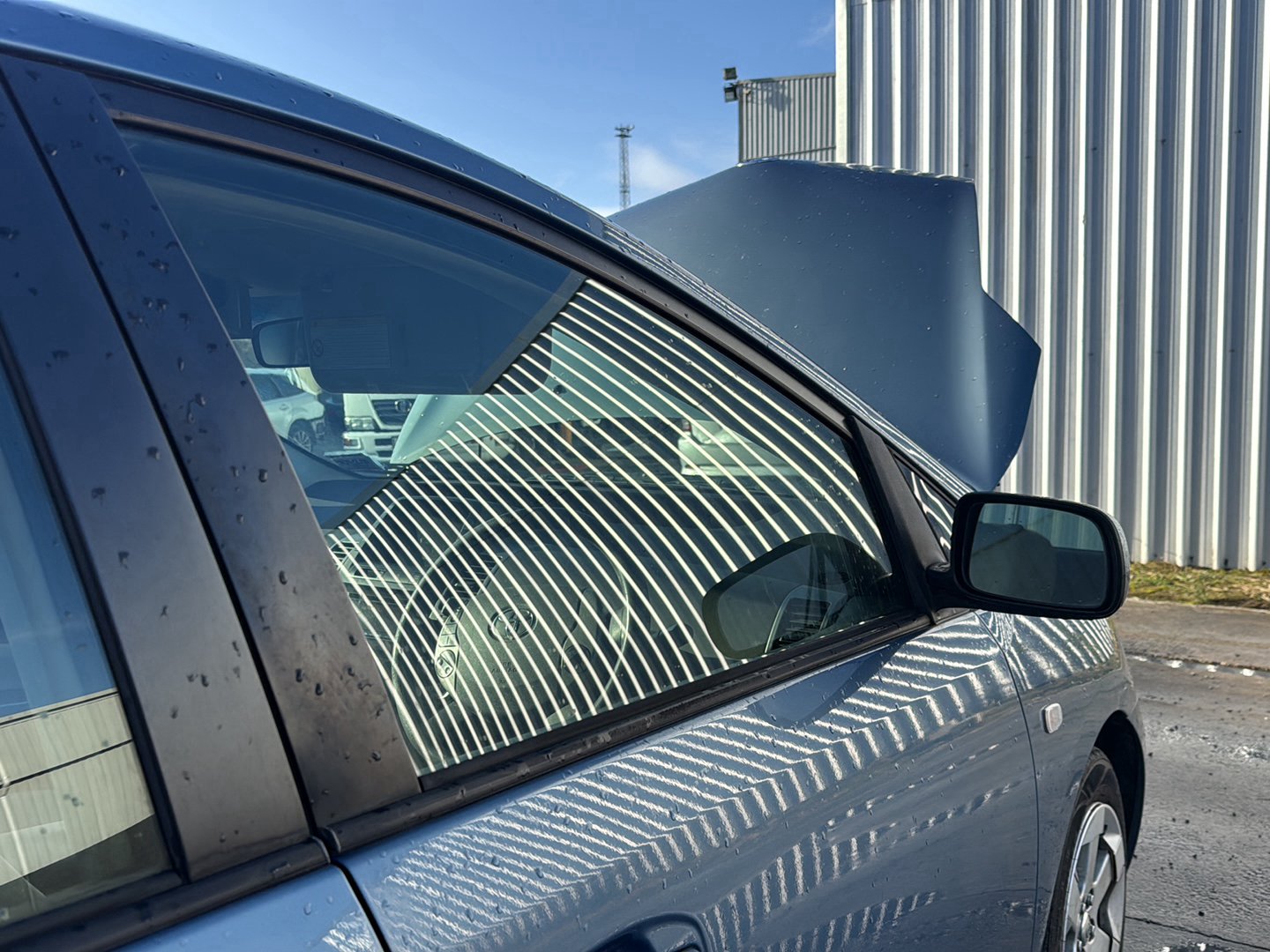 2004-2009 Toyota Prius- Right Front Door Window PN: