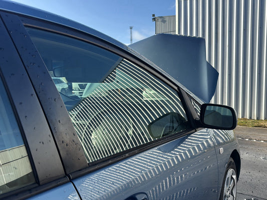 2004-2009 Toyota Prius- Right Front Door Window PN: