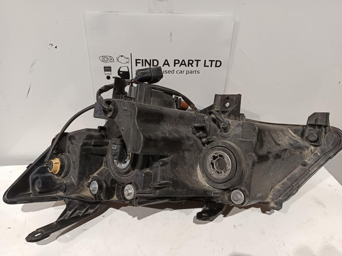 Nov 2006 to Aug 2007 - Mitsubishi Outlander ZG - Right Headlight - Standard Type