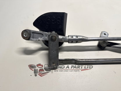 2016 Mitsubishi Outlander GF*W - Wiper Linkage PN: