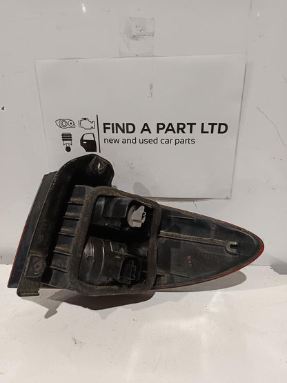 2000 to 2003 - Toyota Estima XR30 XR40 Imported - Left Taillight - Red/Clear, Lens# 28-135