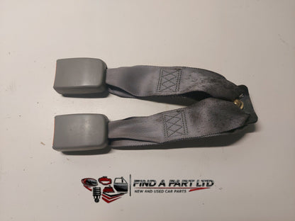 2004 Toyota Camry XV30 - Centre Seat Belt Stalk PN: 73480-YC080-B0
