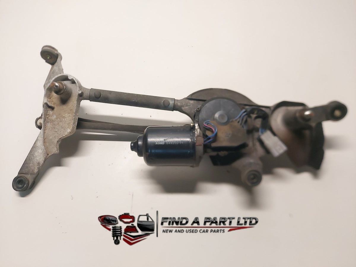 2005 Toyota Estima R30 - Wiper Linkage PN: 85110-28170