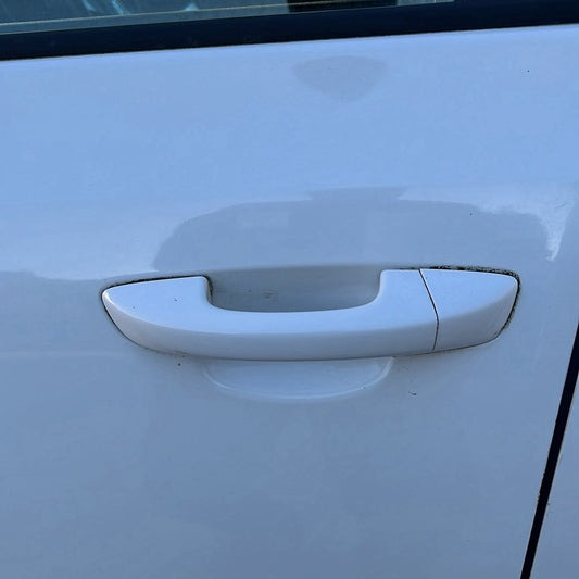 Oct 2008 to Mar 2013- Volkswagen Golf Mk6 Hatchback- Left Front Door Exterior Handle
