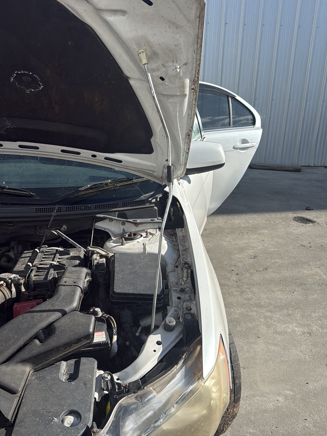 2004-2012 Mitsubishi Galant DJ CY4A - Left Bonnet Strut PN: