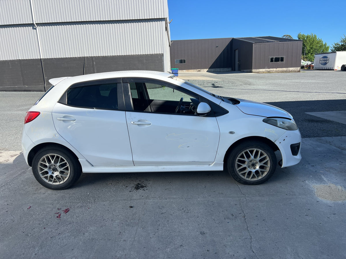 2007-2014 Mazda Demio DE