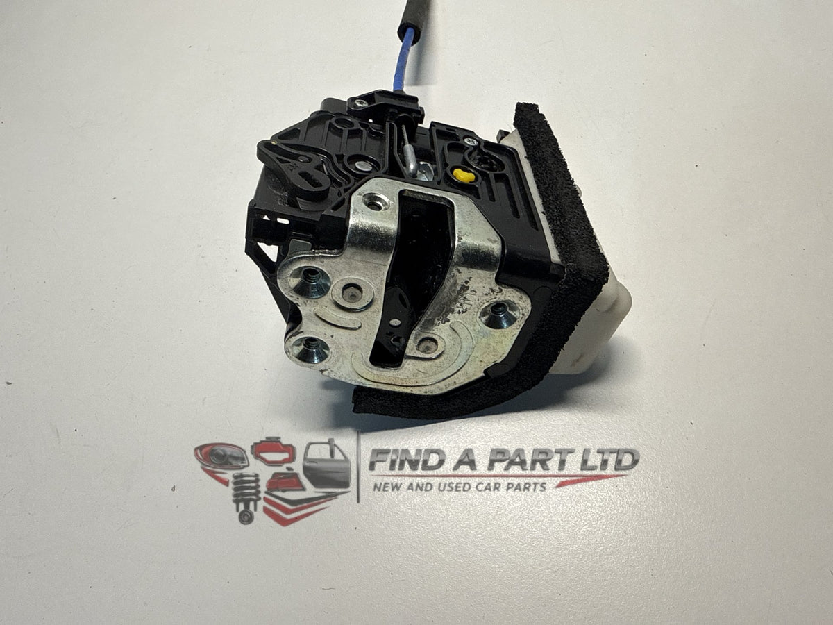 2014 Kia Rio JB - Right Front Lock Mechanism PN: