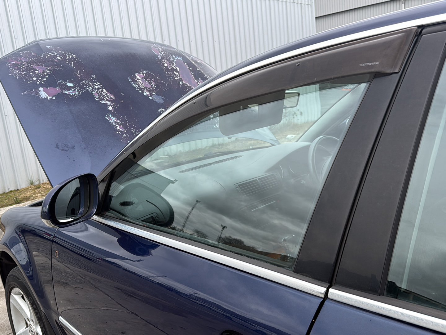 1998-2005 Volkswagen Passat- Left Front Door Window PN: