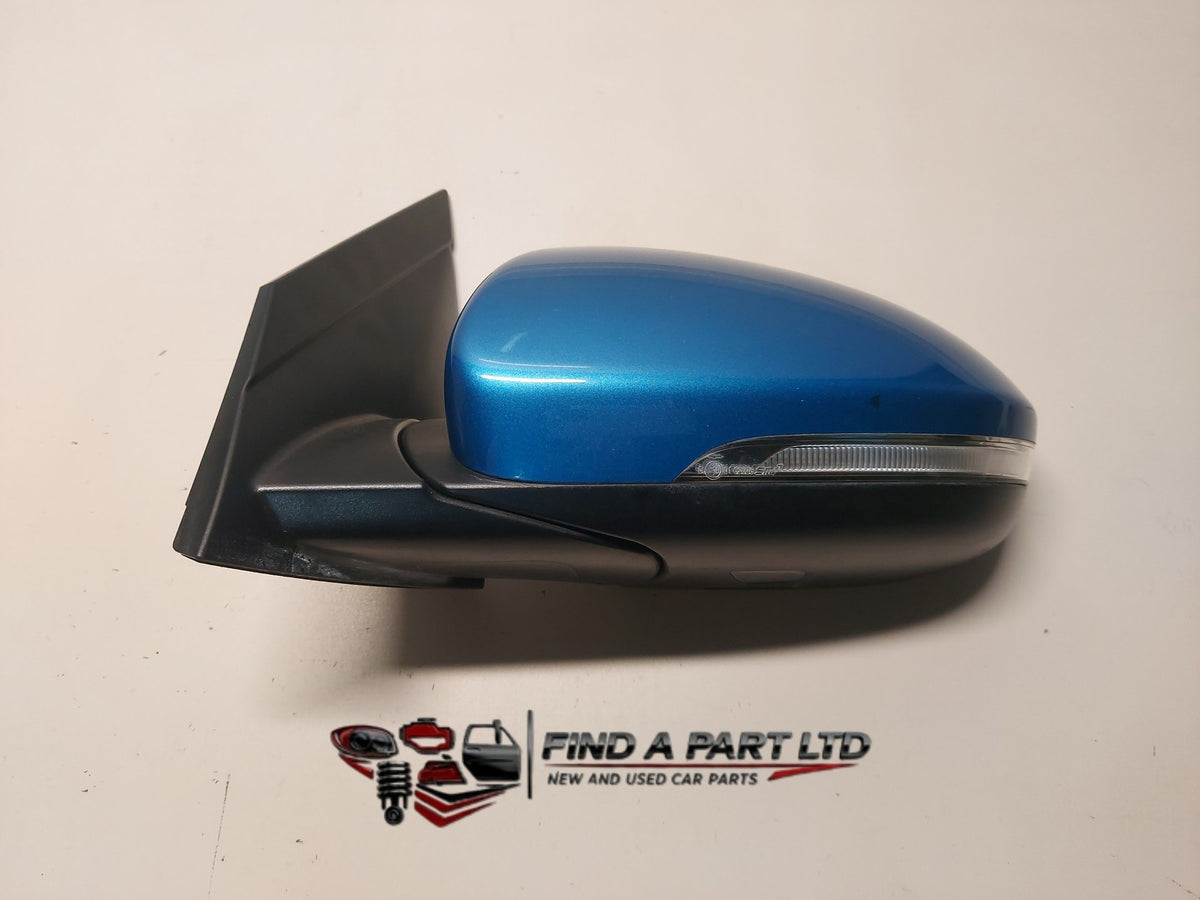 2016 Hyundai Tucson TL - Left Door Mirror PN: E4 044673
