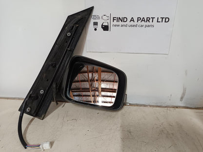 2006 Nissan Serena C25 - Right Door Mirror PN: