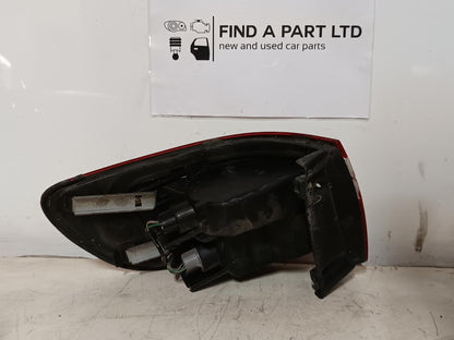 1991 to 1995 - Toyota Estima Imported - Left Taillight - Clear Lens W/ Red Stripe, Lens# 28-65