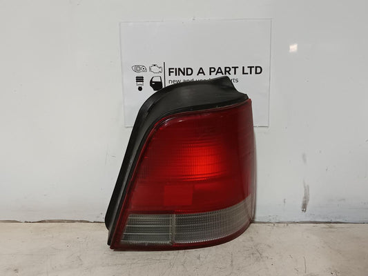 May 1995 to Jan 1998 - Honda Odyssey RA1 - Right Taillight