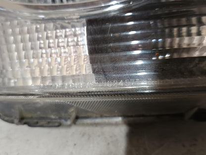 Jul 2008 to Sep 2015 - Holden Captiva/Captiva 5 CG Maxx - Right Headlight - (4Th Vin = D)