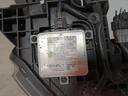 Oct 2013 to Mar 2015 - Mitsubishi Outlander ZJ - Left Headlight - Xenon