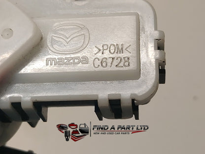 2009 Mazda Atenza GH - Tailgate Lock Mechanism PN:
