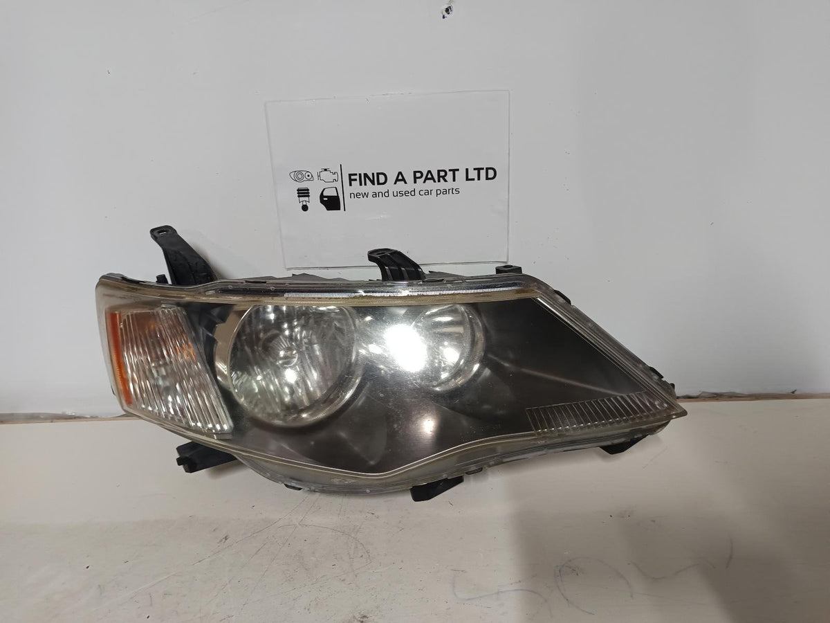 Nov 2006 to Oct 2007 - Mitsubishi Outlander ZG - Right Headlight - Xenon Type